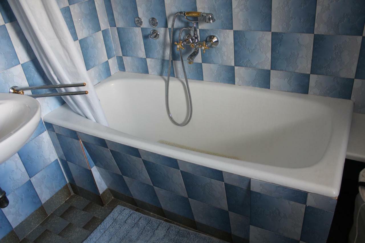 R&G Apartment Zirovnica Luaran gambar